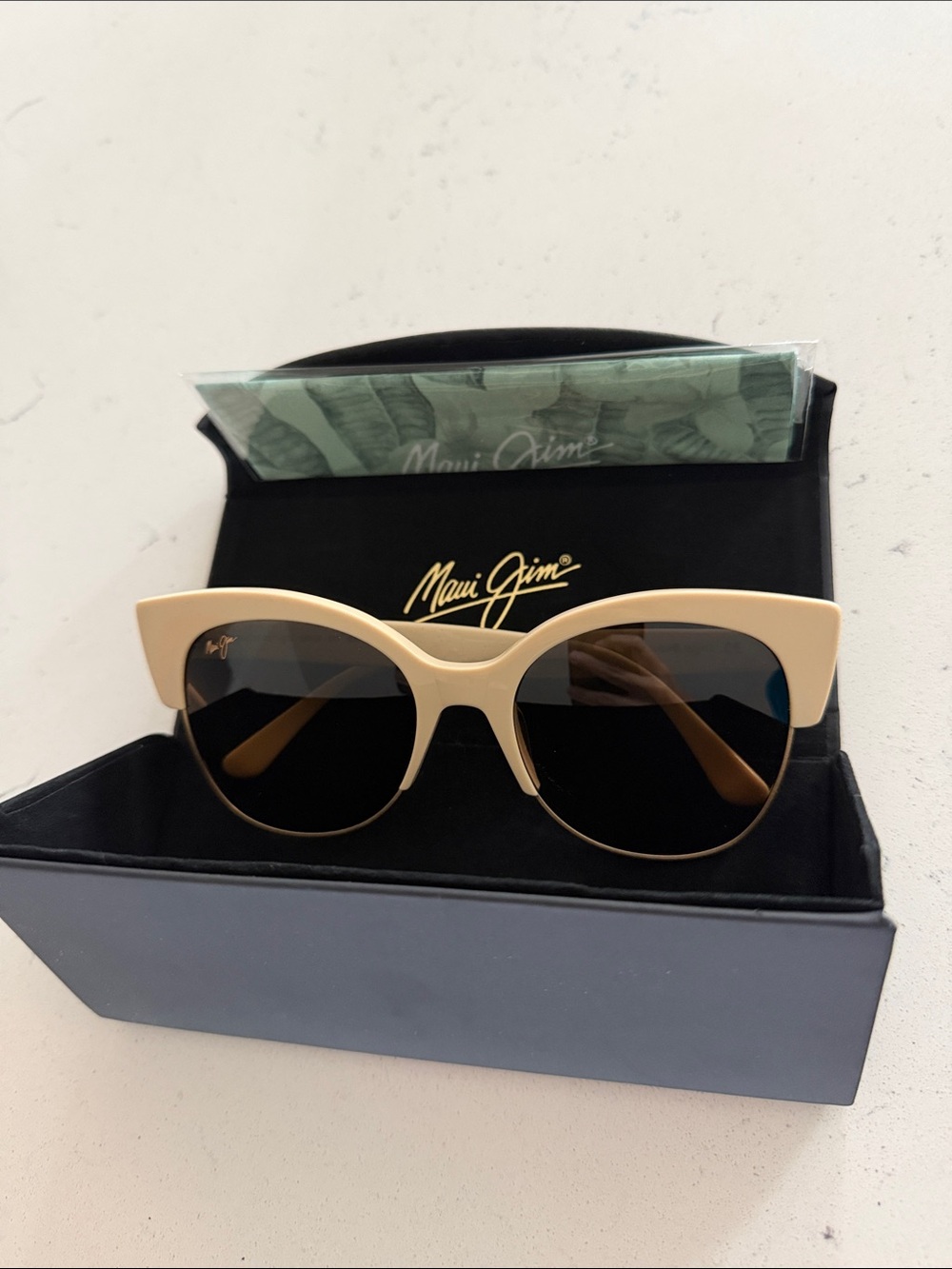 Maui Jim Mariposa Beige Sunglasses with Dark Lenses